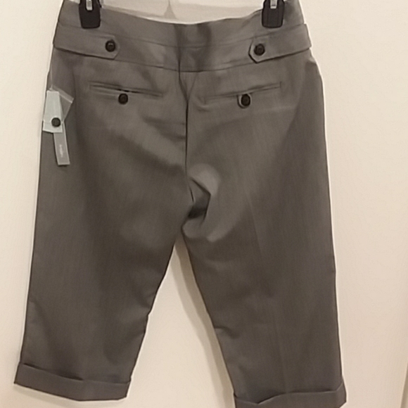 Capri pants - Picture 6 of 8